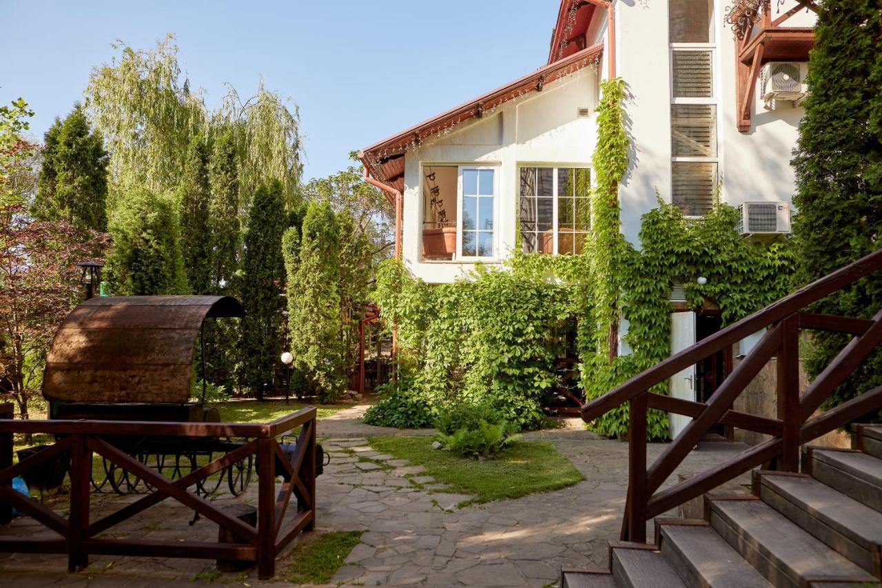 Hotel Zdybanka à Soumy Extérieur photo